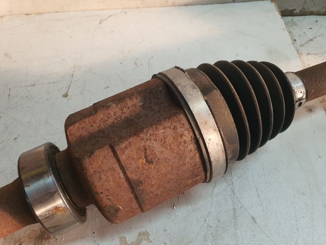 bontott DACIA DUSTER Jobb Féltengely