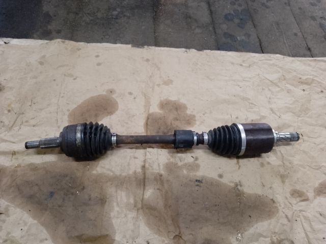 bontott DACIA DUSTER Jobb Féltengely