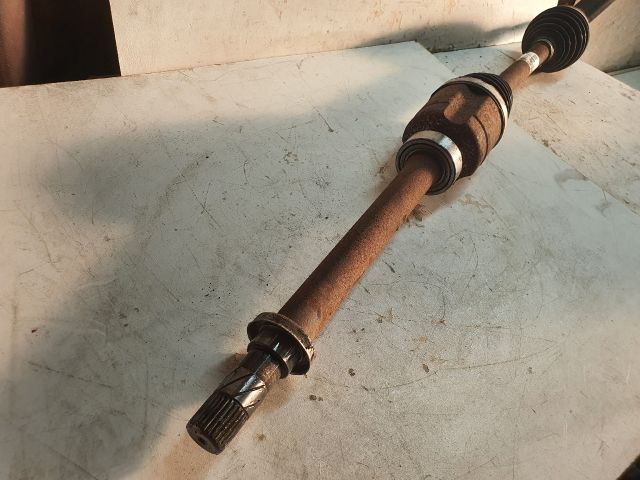 bontott DACIA DUSTER Jobb Féltengely