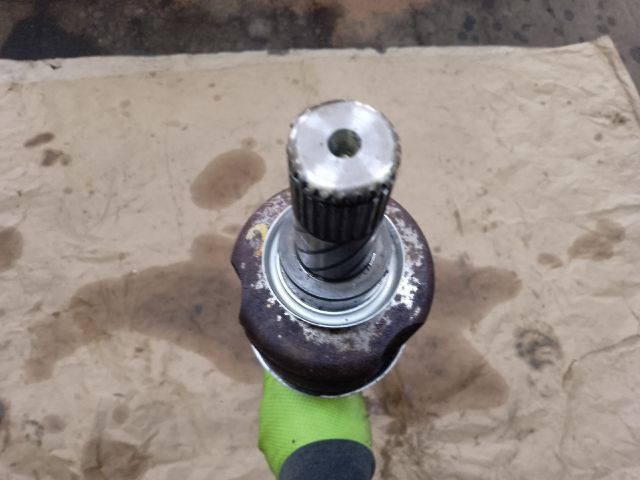 bontott DACIA DUSTER Jobb Féltengely