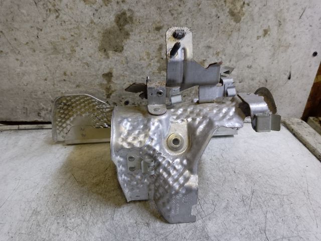 bontott DACIA DUSTER Katalizátor Hővédő Lemez