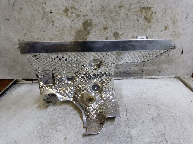 bontott DACIA DUSTER Katalizátor Hővédő Lemez