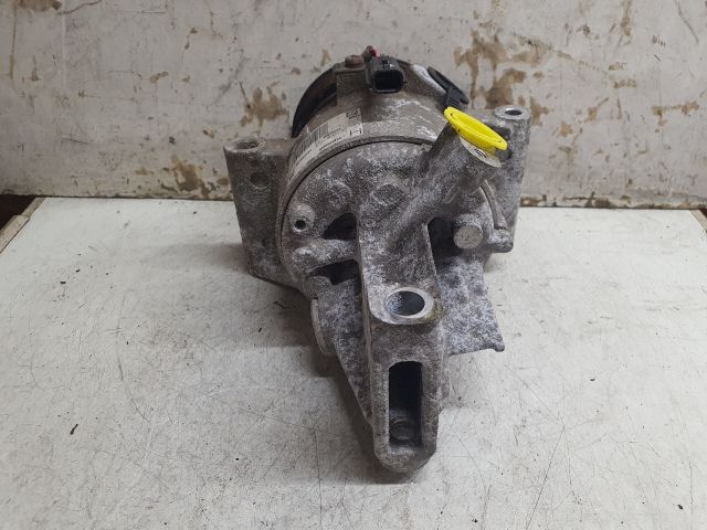 bontott DACIA DUSTER Klímakompresszor