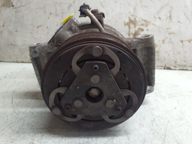 bontott DACIA DUSTER Klímakompresszor