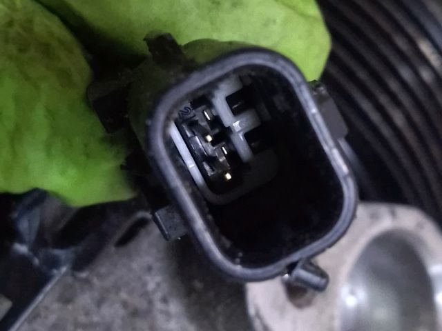 bontott DACIA DUSTER Klímakompresszor