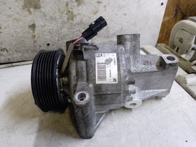 bontott DACIA DUSTER Klímakompresszor