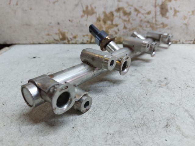 bontott DACIA DUSTER Közösnyomócső