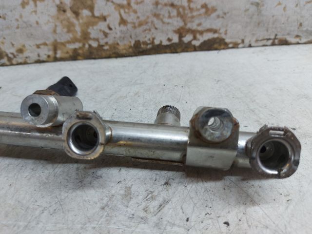 bontott DACIA DUSTER Közösnyomócső