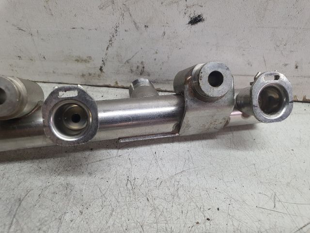 bontott DACIA DUSTER Közösnyomócső