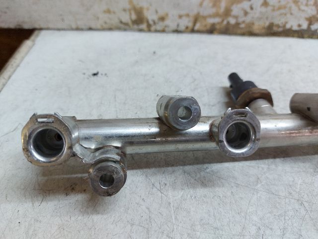 bontott DACIA DUSTER Közösnyomócső