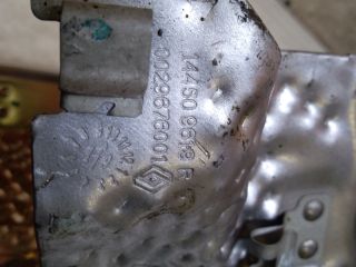 bontott DACIA DUSTER Leömlő Hővédő Lemez