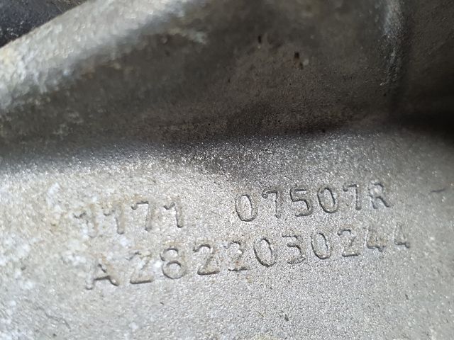 bontott DACIA DUSTER Motor Tartó Bak (Fém)