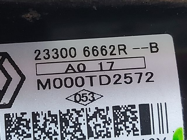 bontott DACIA DUSTER Önindító