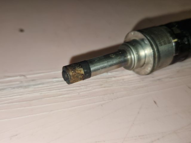 bontott DACIA DUSTER Porlasztó (1 db)