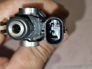 bontott DACIA DUSTER Porlasztó (1 db)