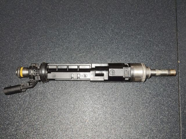 bontott DACIA DUSTER Porlasztó (1 db)