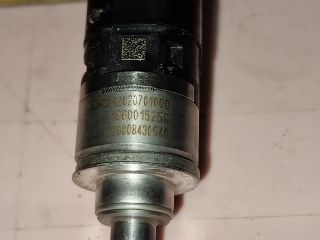 bontott DACIA DUSTER Porlasztó (1 db)