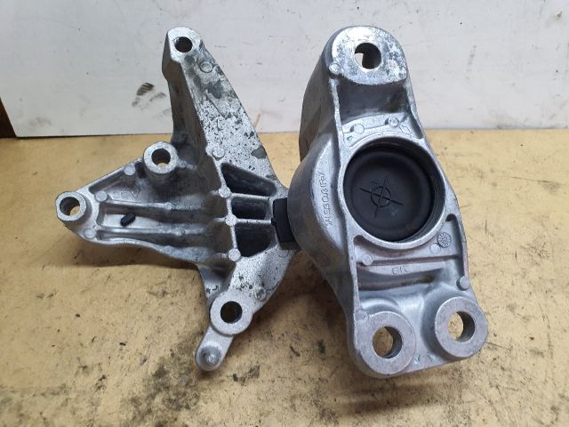 bontott DACIA DUSTER Turbócső