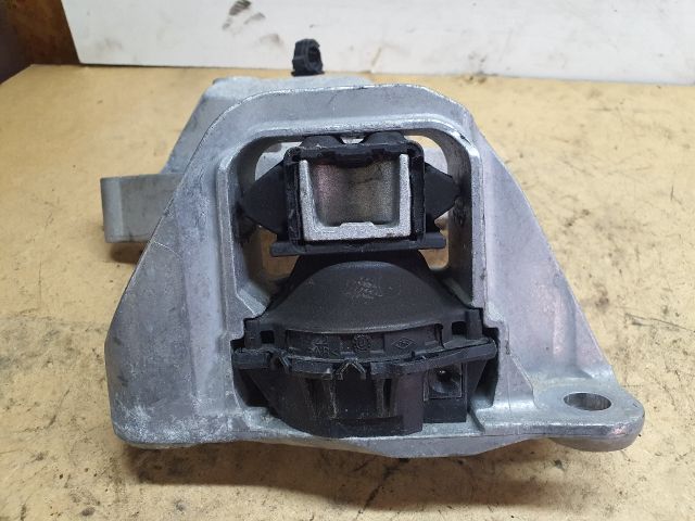 bontott DACIA DUSTER Turbócső