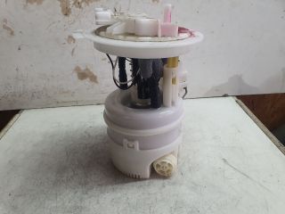 bontott DACIA DUSTER Üzemanyag Szivattyú