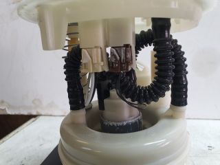 bontott DACIA DUSTER Üzemanyag Szivattyú