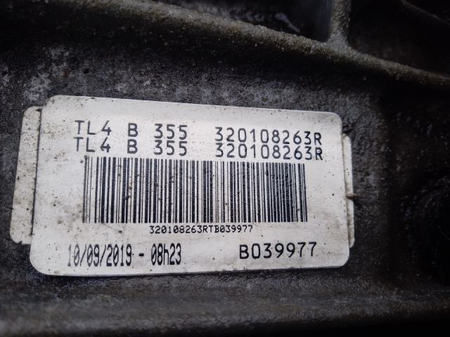 bontott DACIA DUSTER Váltó (Mechanikus)