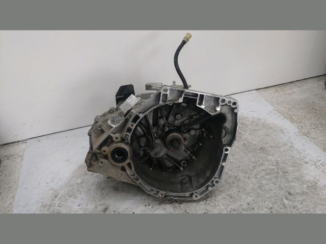 bontott DACIA DUSTER Váltó (Mechanikus)