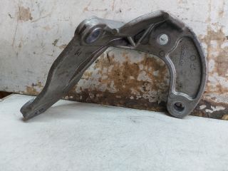 bontott DACIA DUSTER Váltó Tartó Bak (Pozíciófüggetlen)