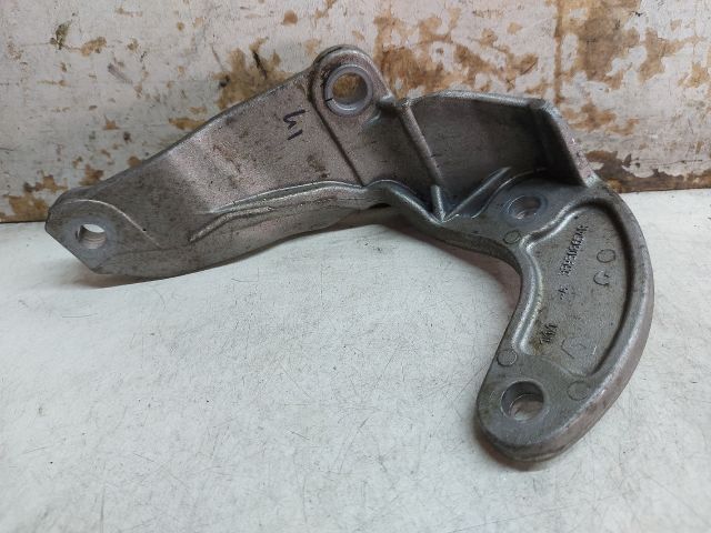 bontott DACIA DUSTER Váltó Tartó Bak (Pozíciófüggetlen)