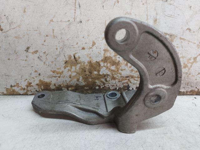 bontott DACIA DUSTER Váltó Tartó Bak (Pozíciófüggetlen)