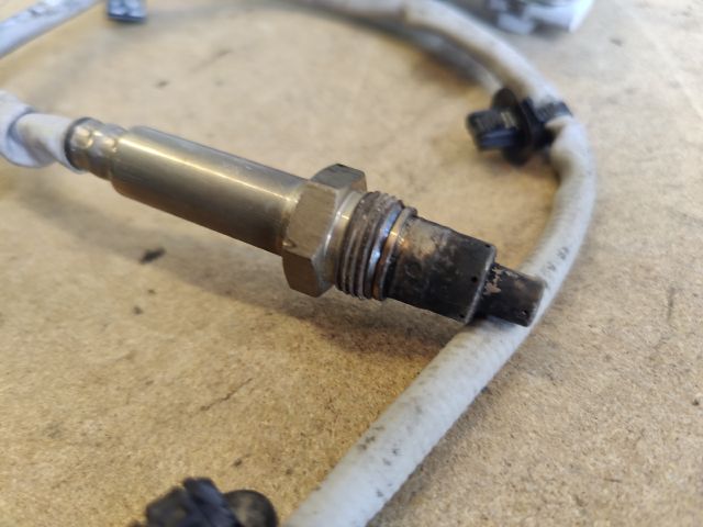 bontott DACIA DUSTER Első Lambdaszonda