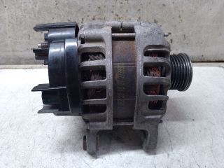 bontott DACIA DUSTER Generátor