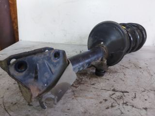 bontott DACIA DUSTER Bal első Gólyaláb (Lengécsillapító, Rugó)