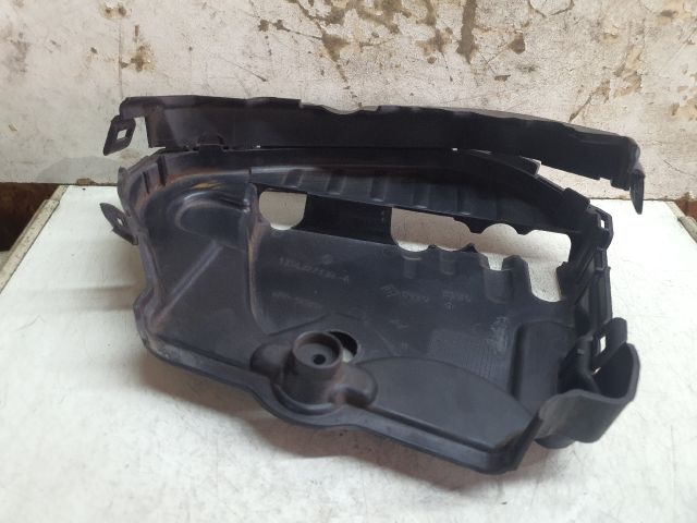 bontott DACIA DUSTER Első Felső Vezérlés Burkolat