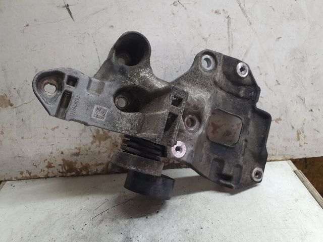 bontott DACIA DUSTER Generátor Tartó Bak