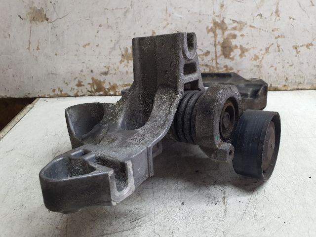 bontott DACIA DUSTER Generátor Tartó Bak