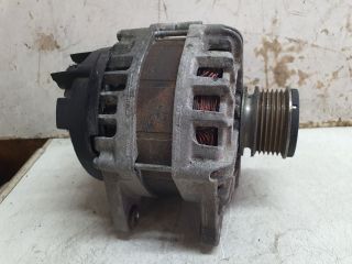 bontott DACIA DUSTER Generátor