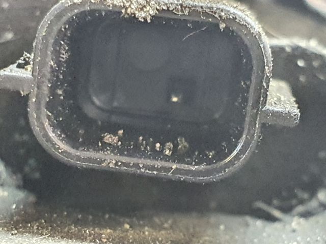 bontott DACIA DUSTER Generátor