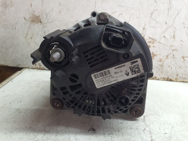 bontott DACIA DUSTER Generátor