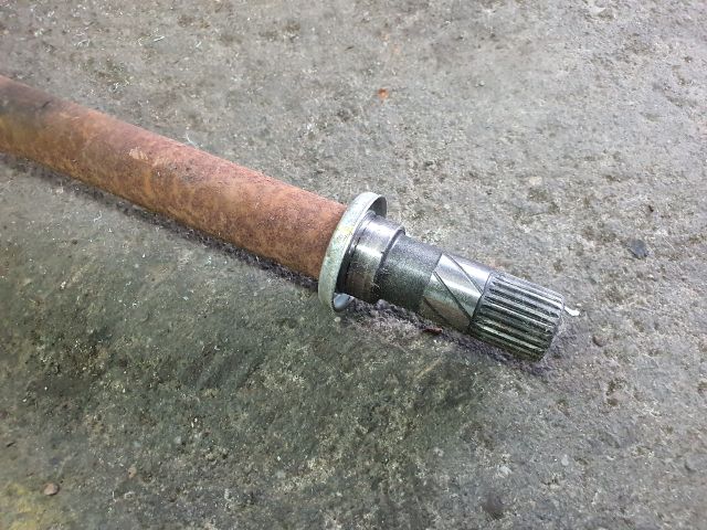 bontott DACIA DUSTER Jobb Féltengely