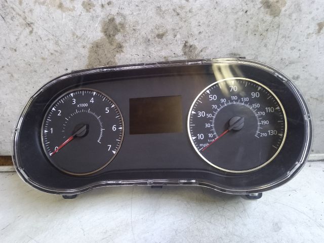 bontott DACIA DUSTER Kilométeróra