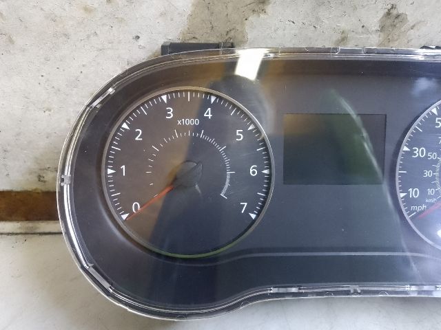 bontott DACIA DUSTER Kilométeróra