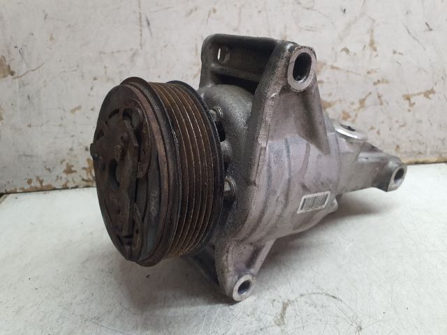 bontott DACIA DUSTER Klímakompresszor