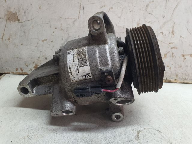 bontott DACIA DUSTER Klímakompresszor