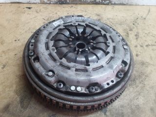 bontott DACIA DUSTER Kuplung Szett Lendkerékkel