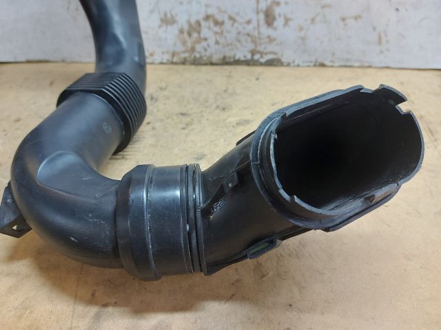 bontott DACIA DUSTER Légbeömlő Cső