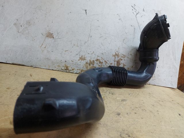 bontott DACIA DUSTER Légbeömlő Cső