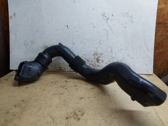 bontott DACIA DUSTER Légbeömlő Cső