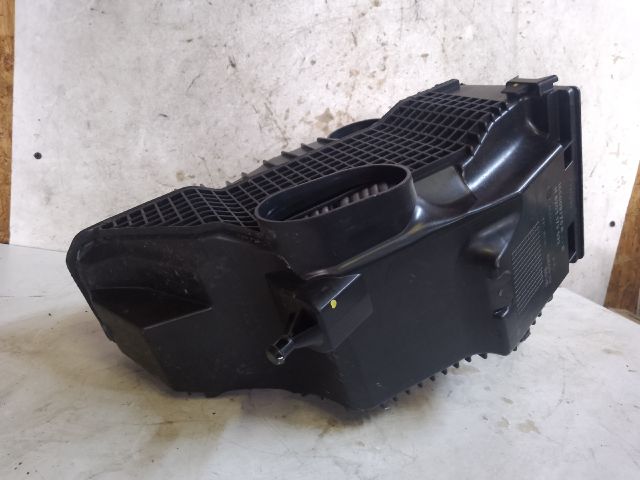 bontott DACIA DUSTER Légszűrő Ház