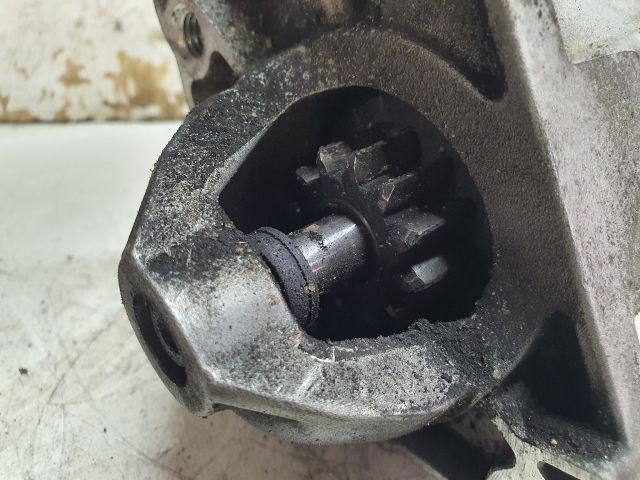 bontott DACIA DUSTER Önindító